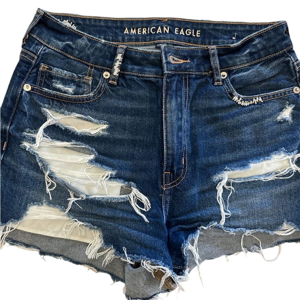 NWOT American Eagle distressed rigid shorts size 4 - Picture 2 of 7